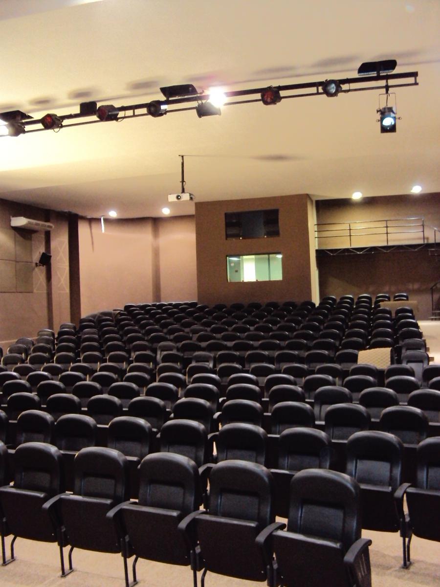 centro cultural monte aprazivel teatro